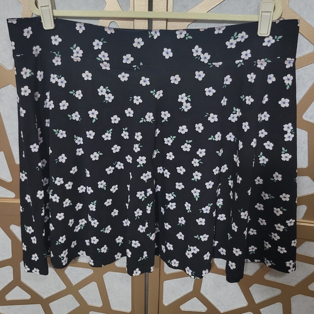 Clockhouse Floral Black Skater Skirt View 3